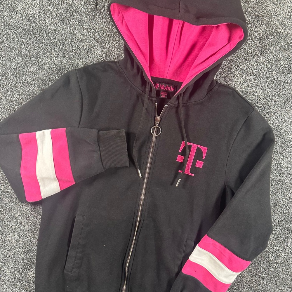 T-Mobile Hoodie Women Medium Black Magenta Full Zip Striped Sleeve Logo Top